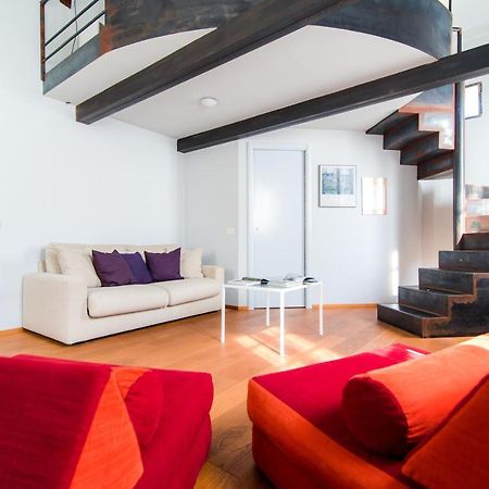 Apartamento Antica Via Volta - The House Of Travelers Como Exterior foto