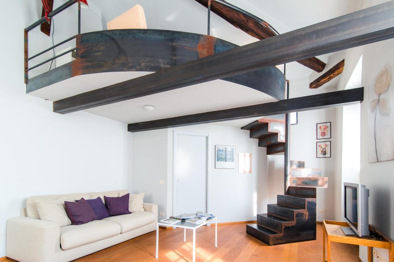 Apartamento Antica Via Volta - The House Of Travelers Como Exterior foto