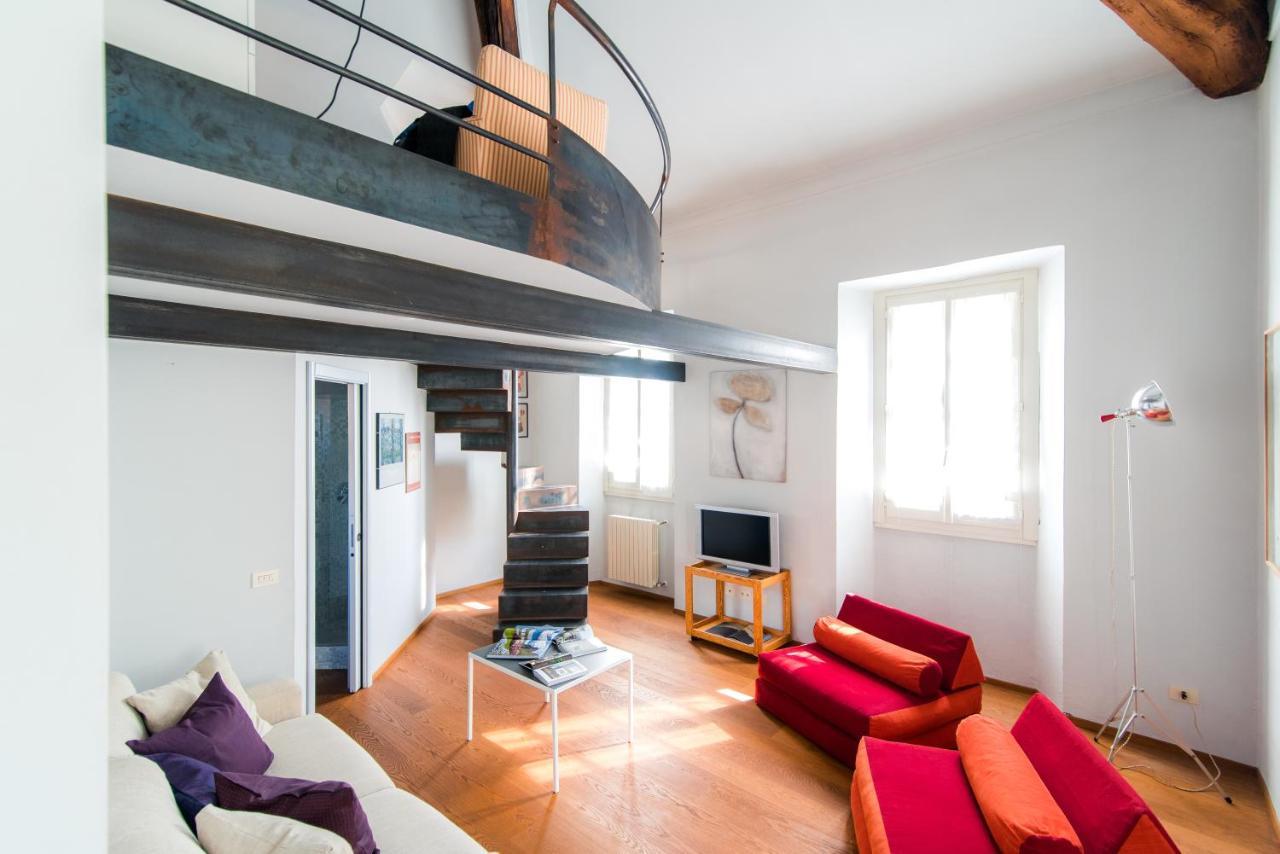 Apartamento Antica Via Volta - The House Of Travelers Como Exterior foto