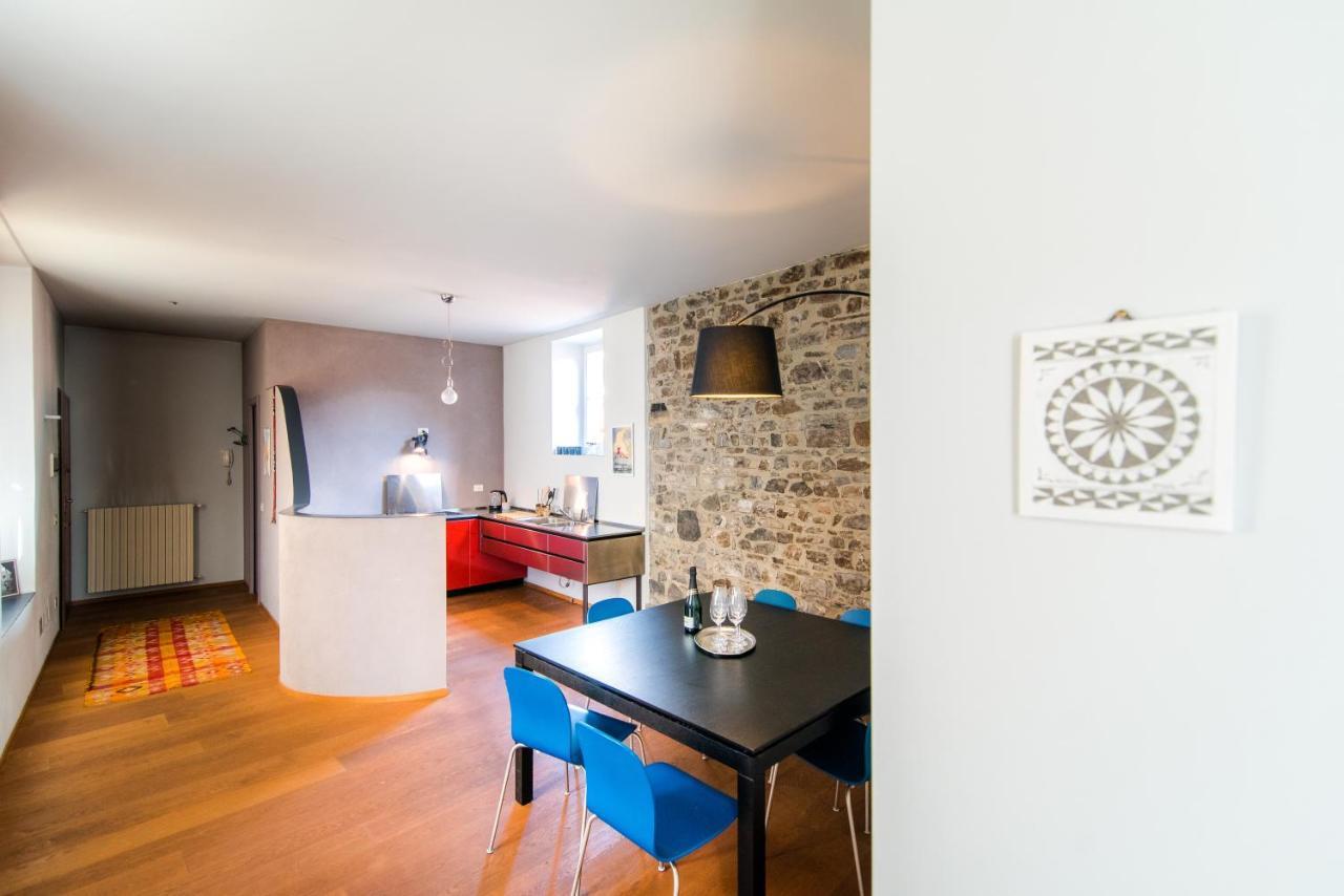 Apartamento Antica Via Volta - The House Of Travelers Como Exterior foto