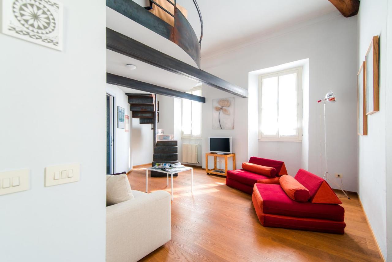 Apartamento Antica Via Volta - The House Of Travelers Como Exterior foto