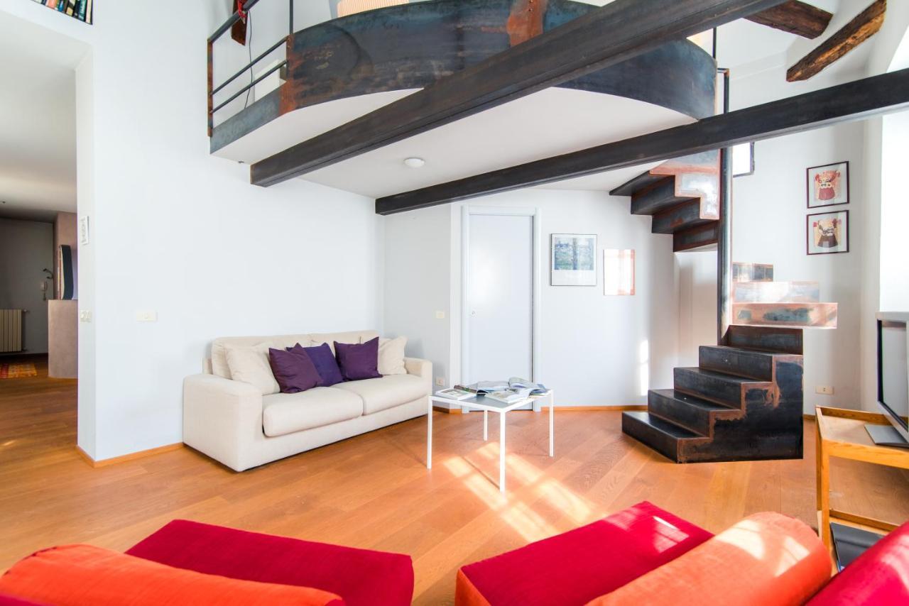 Apartamento Antica Via Volta - The House Of Travelers Como Exterior foto